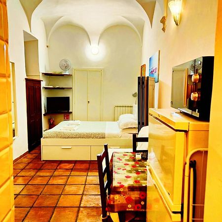 Navona & Castel Sant'Angelo Whole Holiday Apartment Da Pamino & Priscilla 로마 외부 사진